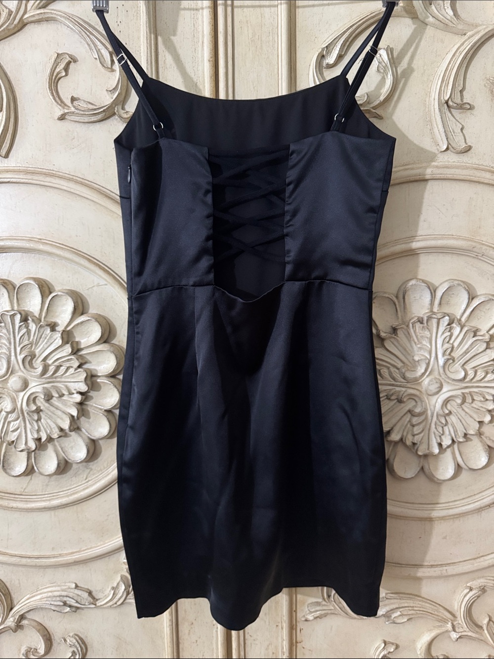 KATIEJ NYC TWEEN MADISON
DRESS IN BLACK Sleek Black Satin Mini Formal Dress Sz X